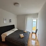 Apartment Brgacelj Kali